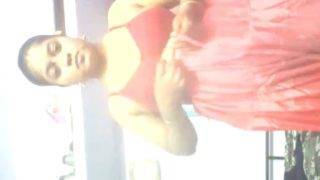 Desi self records dress changing video